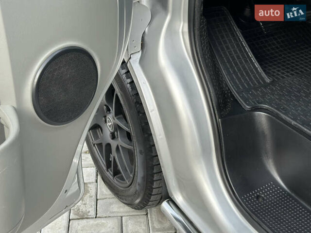 Серый Опель Виваро, объемом двигателя 2 л и пробегом 320 тыс. км за 14500 $, фото 42 на Automoto.ua