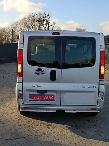 Серый Опель Виваро, объемом двигателя 2 л и пробегом 386 тыс. км за 16600 $, фото 11 на Automoto.ua