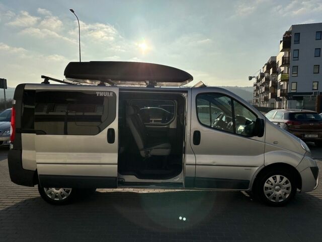 Серый Опель Виваро, объемом двигателя 2 л и пробегом 227 тыс. км за 8700 $, фото 14 на Automoto.ua