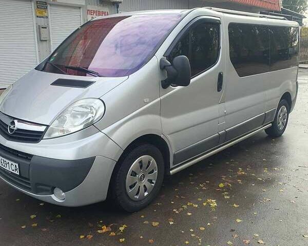 Опель Виваро 2013 в Прилуках на Automoto.ua Серый Опель Виваро, объемом двигателя 2 л и пробегом 296 тыс. км за 13000 $, фото 3 на Automoto.ua