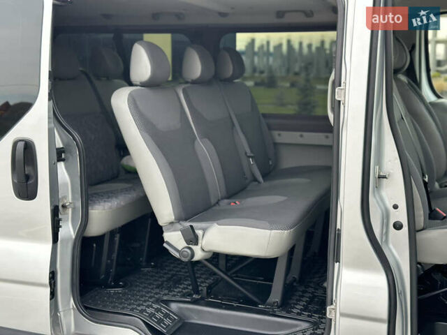 Серый Опель Виваро, объемом двигателя 2 л и пробегом 320 тыс. км за 14500 $, фото 55 на Automoto.ua