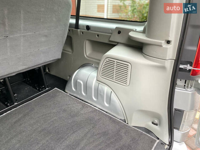 Серый Опель Виваро, объемом двигателя 2 л и пробегом 287 тыс. км за 14700 $, фото 24 на Automoto.ua