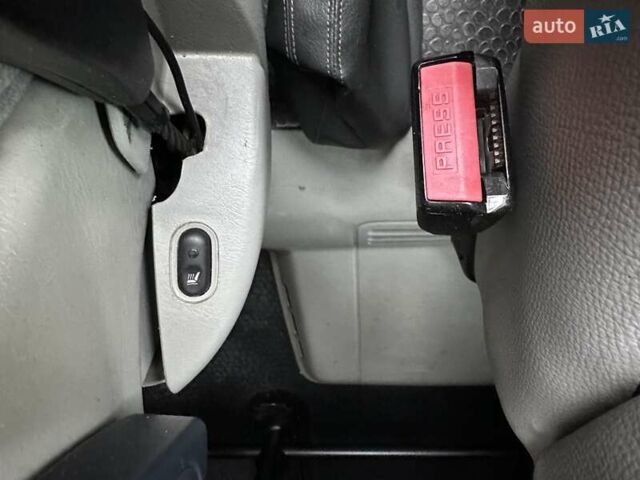 Серый Опель Виваро, объемом двигателя 2 л и пробегом 260 тыс. км за 16300 $, фото 32 на Automoto.ua