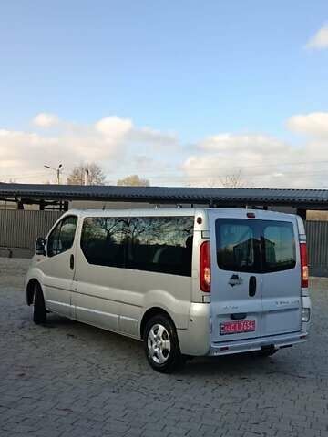 Серый Опель Виваро, объемом двигателя 2 л и пробегом 386 тыс. км за 16600 $, фото 15 на Automoto.ua