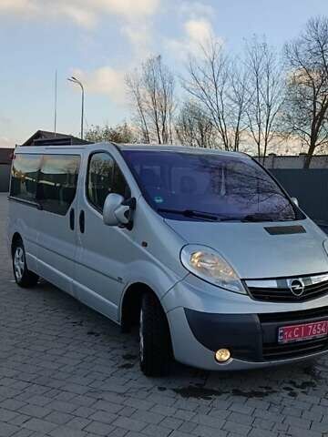 Серый Опель Виваро, объемом двигателя 2 л и пробегом 386 тыс. км за 16600 $, фото 32 на Automoto.ua