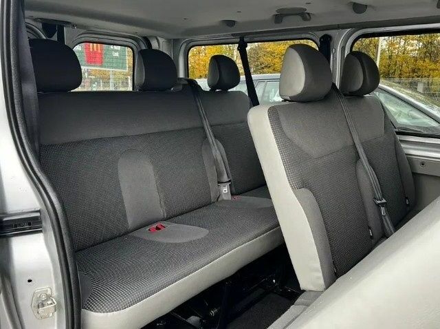 Серый Опель Виваро, объемом двигателя 2 л и пробегом 224 тыс. км за 8700 $, фото 9 на Automoto.ua