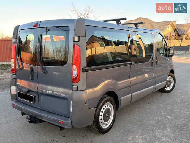 Сірий Опель Віваро, об'ємом двигуна 2 л та пробігом 290 тис. км за 15700 $, фото 3 на Automoto.ua