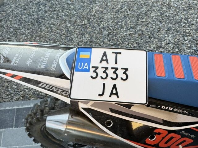 Сірий Опель Віваро, об'ємом двигуна 2 л та пробігом 234 тис. км за 15077 $, фото 1 на Automoto.ua