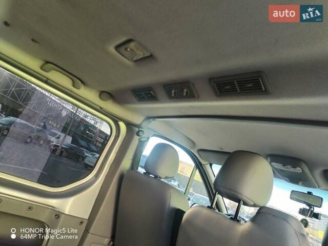 Серый Опель Виваро, объемом двигателя 2 л и пробегом 286 тыс. км за 14999 $, фото 20 на Automoto.ua