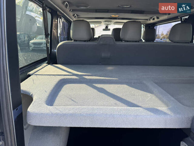 Опель Виваро 2013 в Черновцах на Automoto.ua Серый Опель Виваро, объемом двигателя 2 л и пробегом 299 тыс. км за 14400 $, фото 16 на Automoto.ua
