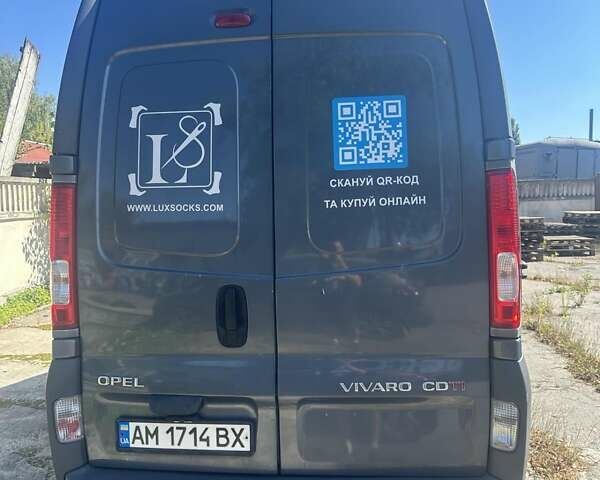 Сірий Опель Віваро, об'ємом двигуна 2 л та пробігом 411 тис. км за 9000 $, фото 6 на Automoto.ua