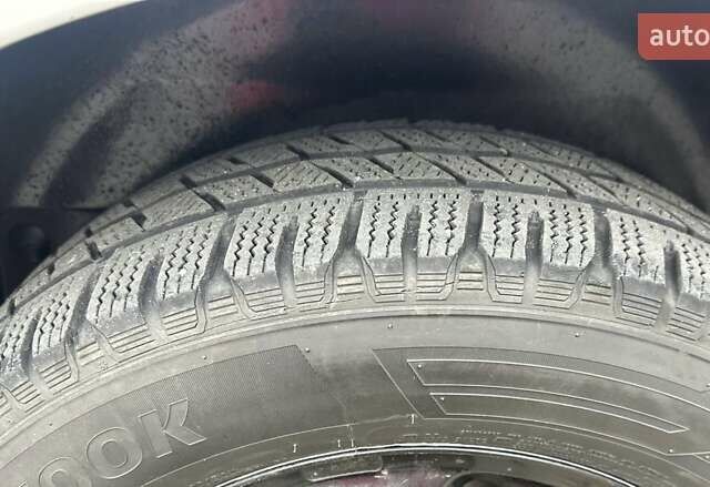 Серый Опель Виваро, объемом двигателя 2 л и пробегом 260 тыс. км за 16300 $, фото 42 на Automoto.ua