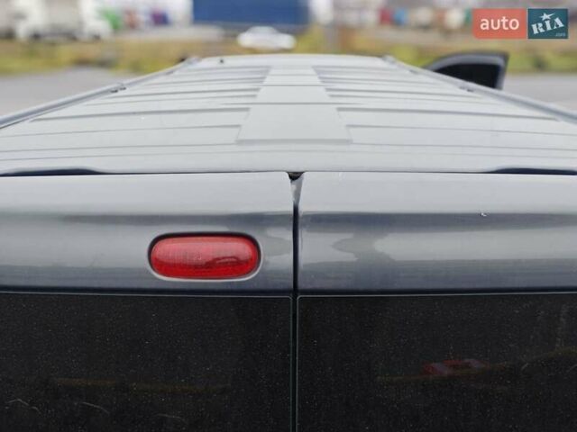 Серый Опель Виваро, объемом двигателя 2 л и пробегом 200 тыс. км за 16700 $, фото 15 на Automoto.ua