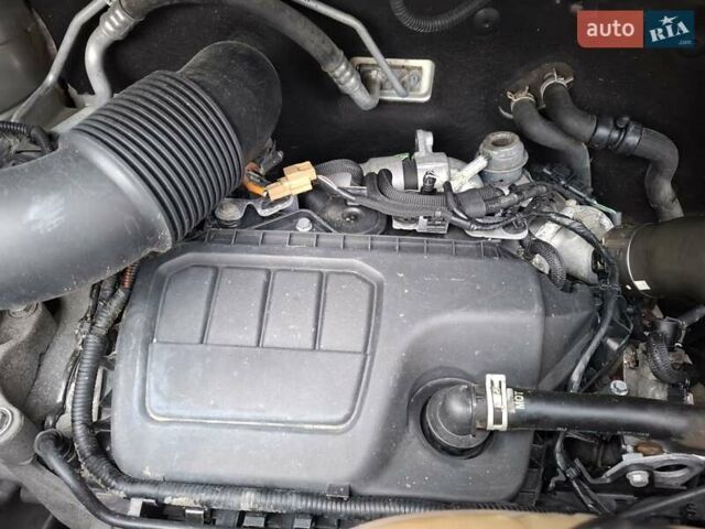 Серый Опель Виваро, объемом двигателя 1.6 л и пробегом 293 тыс. км за 14200 $, фото 34 на Automoto.ua