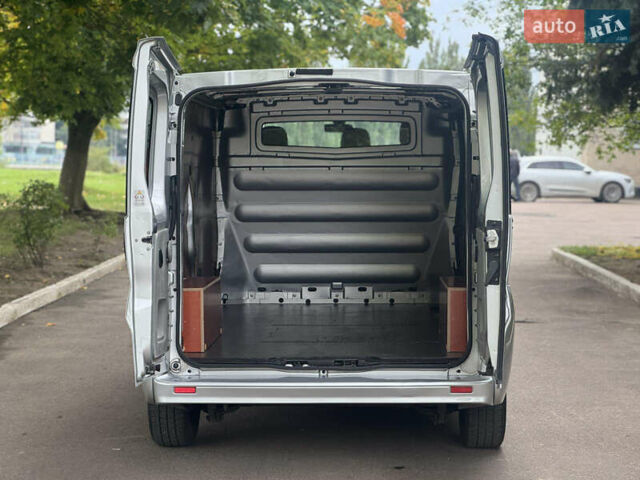Опель Віваро 2014 у Рівному на Automoto.ua Сірий Опель Віваро, об'ємом двигуна 2 л та пробігом 187 тис. км за 13500 $, фото 15 на Automoto.ua