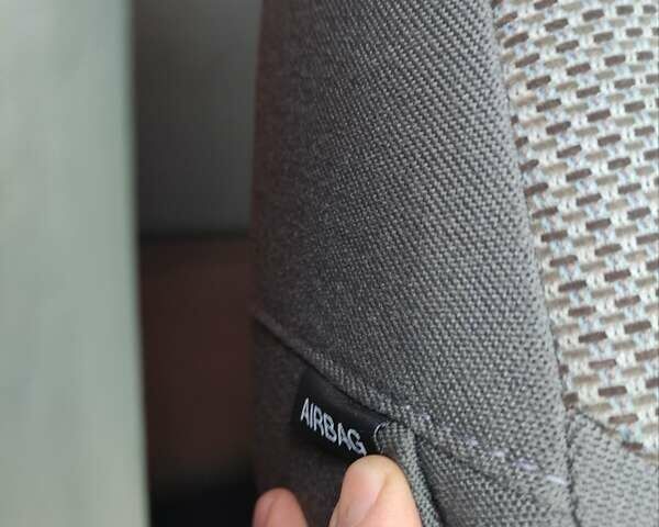 Сірий Опель Віваро, об'ємом двигуна 2 л та пробігом 222 тис. км за 14999 $, фото 49 на Automoto.ua