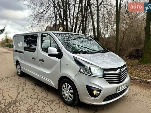 Серый Опель Виваро, объемом двигателя 1.6 л и пробегом 230 тыс. км за 14000 $, фото 5 на Automoto.ua