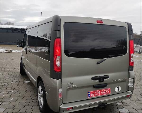 Сірий Опель Віваро, об'ємом двигуна 2 л та пробігом 222 тис. км за 14999 $, фото 12 на Automoto.ua