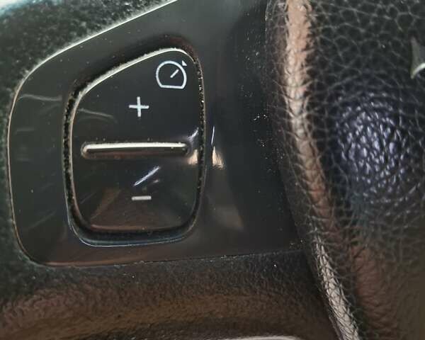 Серый Опель Виваро, объемом двигателя 1.6 л и пробегом 293 тыс. км за 14200 $, фото 25 на Automoto.ua