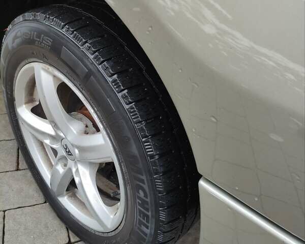 Сірий Опель Віваро, об'ємом двигуна 2 л та пробігом 222 тис. км за 14999 $, фото 44 на Automoto.ua