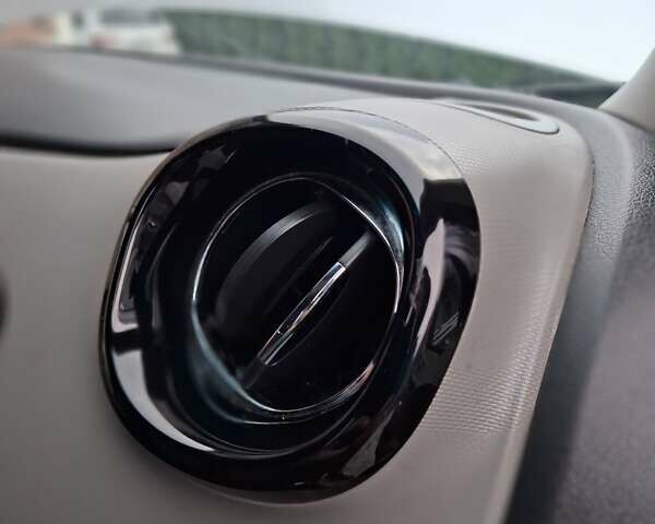 Серый Опель Виваро, объемом двигателя 1.6 л и пробегом 293 тыс. км за 14200 $, фото 42 на Automoto.ua