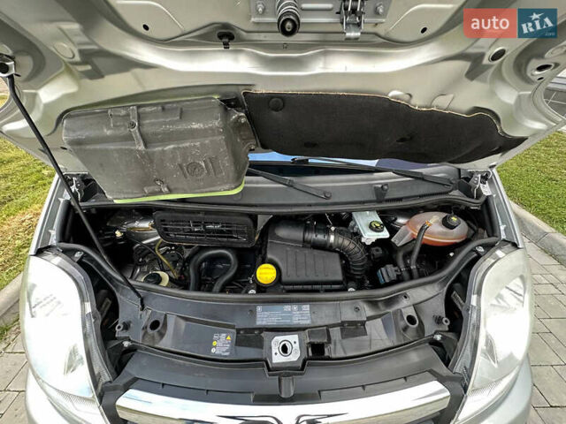 Опель Віваро 2014 у Рівному на Automoto.ua Сірий Опель Віваро, об'ємом двигуна 2 л та пробігом 270 тис. км за 16750 $, фото 27 на Automoto.ua