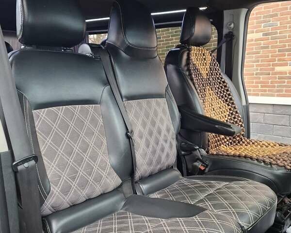 Серый Опель Виваро, объемом двигателя 1.6 л и пробегом 293 тыс. км за 14200 $, фото 37 на Automoto.ua