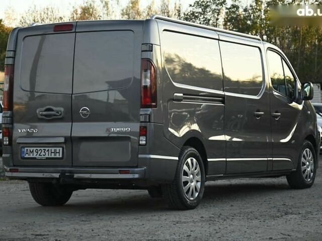 Серый Опель Виваро, объемом двигателя 1.6 л и пробегом 274 тыс. км за 11300 $, фото 12 на Automoto.ua
