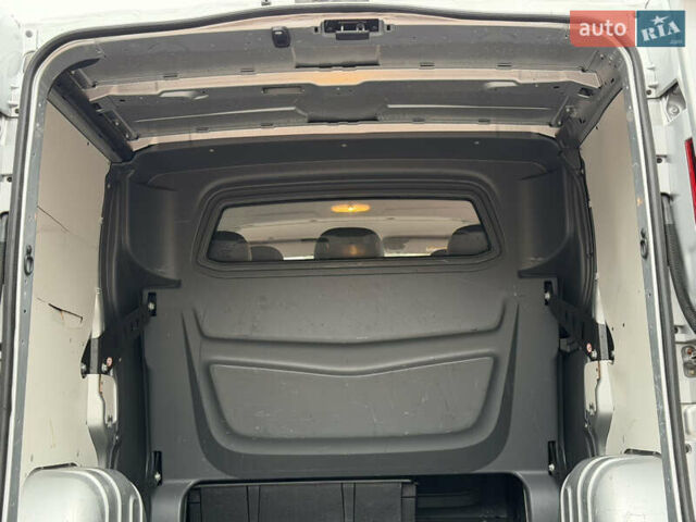 Сірий Опель Віваро, об'ємом двигуна 1.6 л та пробігом 190 тис. км за 15300 $, фото 36 на Automoto.ua