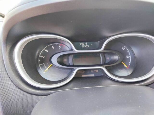 Серый Опель Виваро, объемом двигателя 1.6 л и пробегом 175 тыс. км за 16000 $, фото 3 на Automoto.ua