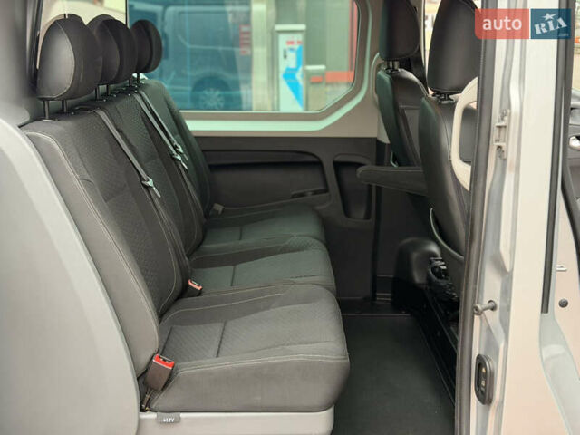 Сірий Опель Віваро, об'ємом двигуна 1.6 л та пробігом 190 тис. км за 15300 $, фото 24 на Automoto.ua