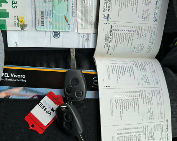 Серый Опель Виваро, объемом двигателя 1.6 л и пробегом 219 тыс. км за 17999 $, фото 8 на Automoto.ua