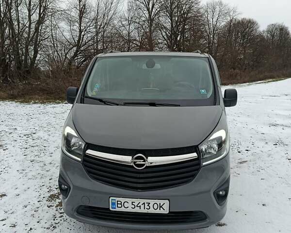 Сірий Опель Віваро, об'ємом двигуна 1.6 л та пробігом 245 тис. км за 14999 $, фото 22 на Automoto.ua