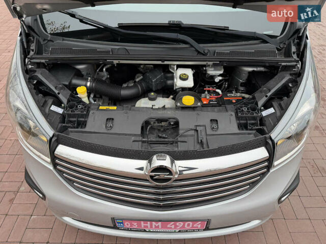 Сірий Опель Віваро, об'ємом двигуна 1.6 л та пробігом 190 тис. км за 15300 $, фото 65 на Automoto.ua