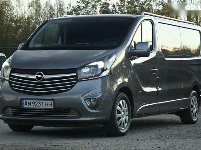Серый Опель Виваро, объемом двигателя 1.6 л и пробегом 274 тыс. км за 11300 $, фото 4 на Automoto.ua