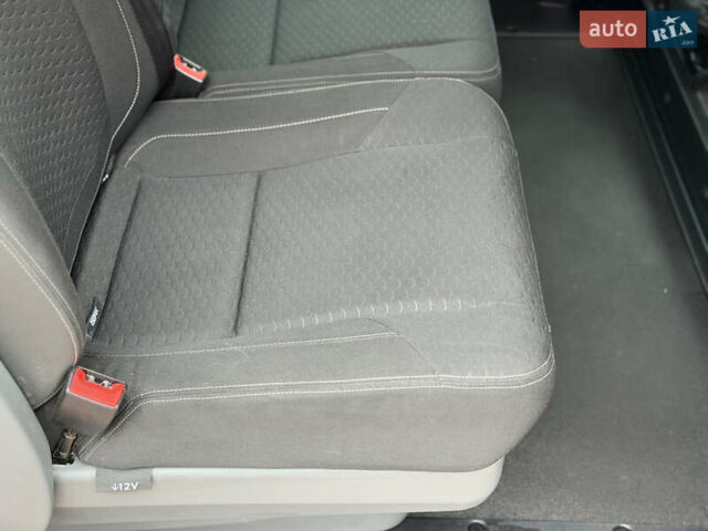 Сірий Опель Віваро, об'ємом двигуна 1.6 л та пробігом 190 тис. км за 15300 $, фото 28 на Automoto.ua