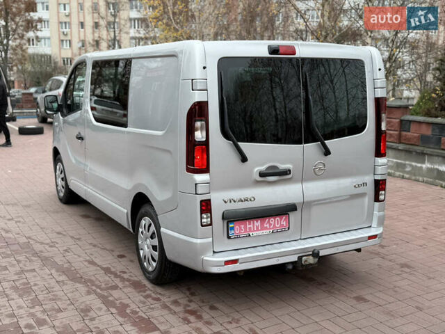 Сірий Опель Віваро, об'ємом двигуна 1.6 л та пробігом 190 тис. км за 15300 $, фото 8 на Automoto.ua