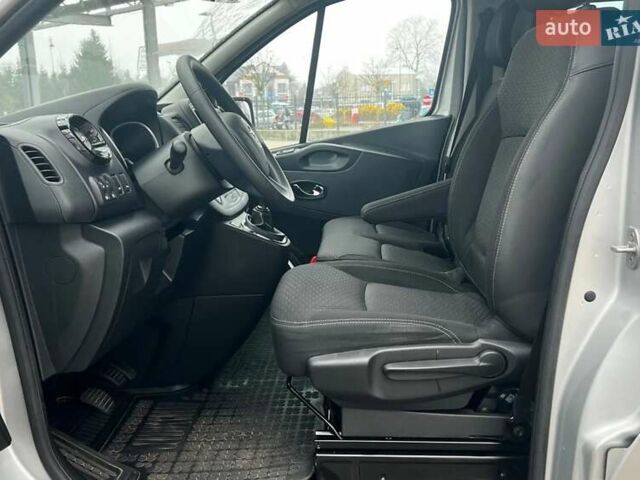 Серый Опель Виваро, объемом двигателя 1.6 л и пробегом 89 тыс. км за 12400 $, фото 10 на Automoto.ua