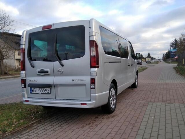 Сірий Опель Віваро, об'ємом двигуна 1.6 л та пробігом 227 тис. км за 10000 $, фото 4 на Automoto.ua