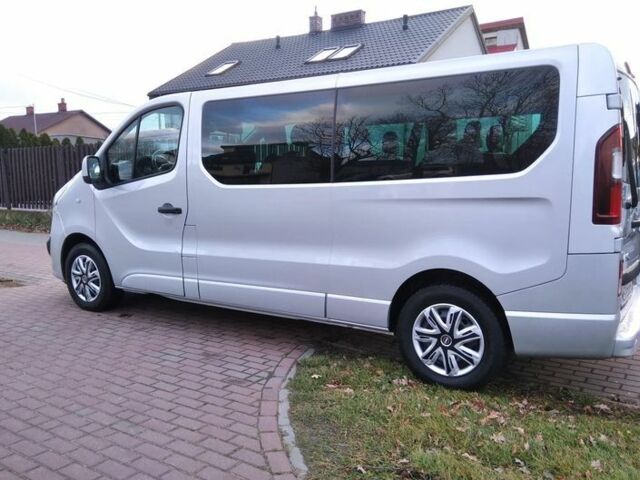 Сірий Опель Віваро, об'ємом двигуна 1.6 л та пробігом 227 тис. км за 10000 $, фото 6 на Automoto.ua