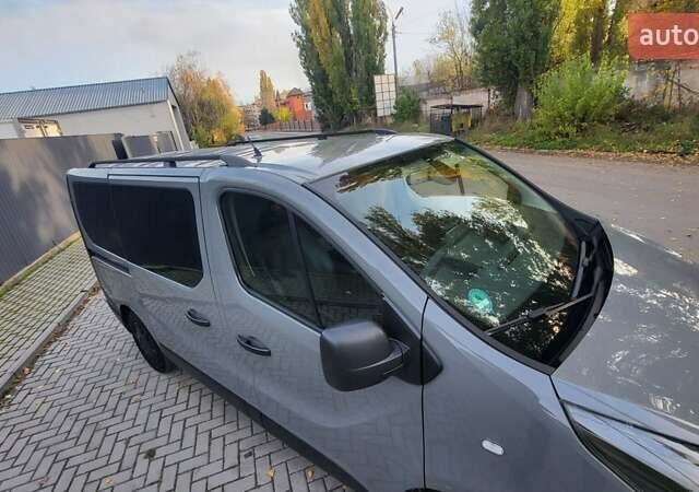 Серый Опель Виваро, объемом двигателя 1.6 л и пробегом 310 тыс. км за 15900 $, фото 17 на Automoto.ua