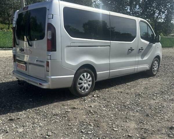 Серый Опель Виваро, объемом двигателя 1.6 л и пробегом 141 тыс. км за 17600 $, фото 4 на Automoto.ua