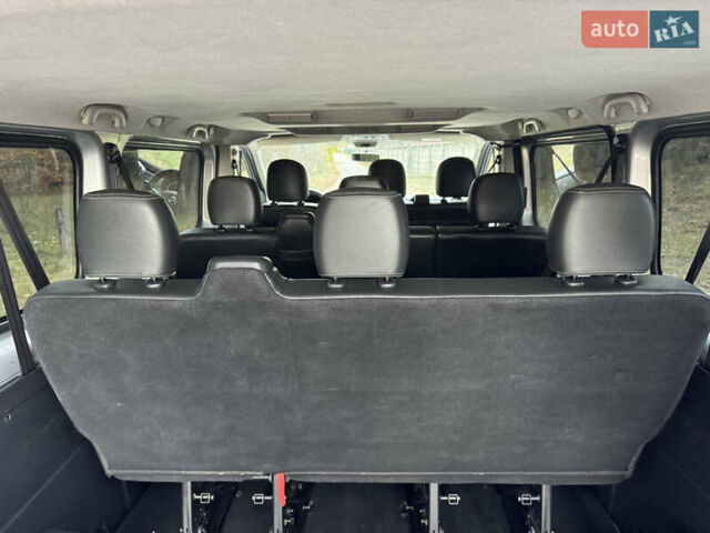 Серый Опель Виваро, объемом двигателя 1.6 л и пробегом 235 тыс. км за 15500 $, фото 24 на Automoto.ua