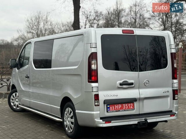 Серый Опель Виваро, объемом двигателя 1.6 л и пробегом 184 тыс. км за 16800 $, фото 19 на Automoto.ua