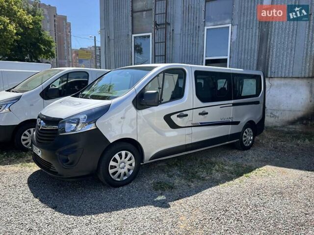 Серый Опель Виваро, объемом двигателя 1.6 л и пробегом 190 тыс. км за 20500 $, фото 66 на Automoto.ua