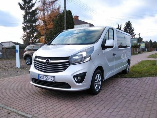 Сірий Опель Віваро, об'ємом двигуна 1.6 л та пробігом 227 тис. км за 10000 $, фото 2 на Automoto.ua
