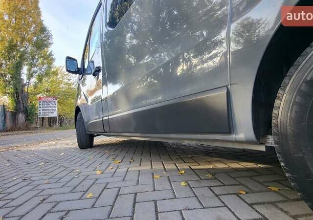 Серый Опель Виваро, объемом двигателя 1.6 л и пробегом 310 тыс. км за 15900 $, фото 11 на Automoto.ua