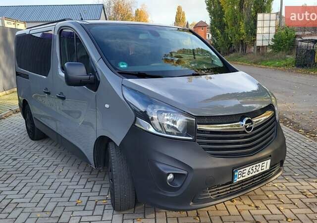 Серый Опель Виваро, объемом двигателя 1.6 л и пробегом 310 тыс. км за 15900 $, фото 9 на Automoto.ua