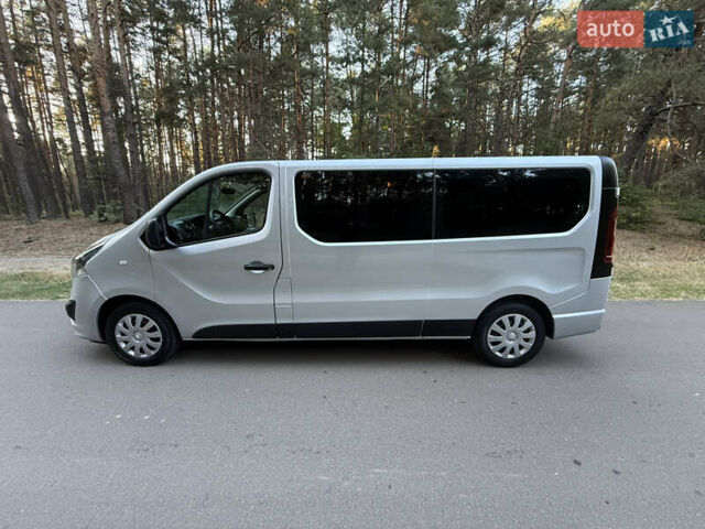 Серый Опель Виваро, объемом двигателя 1.6 л и пробегом 287 тыс. км за 17800 $, фото 47 на Automoto.ua