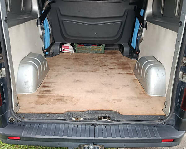 Сірий Опель Віваро, об'ємом двигуна 1.6 л та пробігом 298 тис. км за 16600 $, фото 17 на Automoto.ua